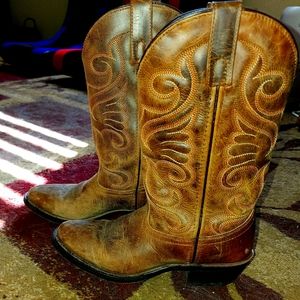 Distressed Laredo cowboy boots! Worn a handful of times